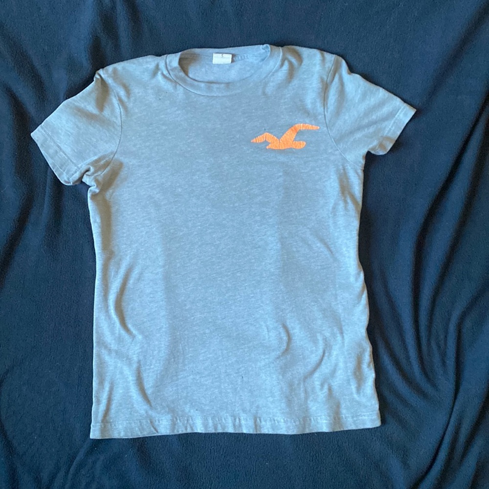 Hollister Grey with orange logo tshirt small